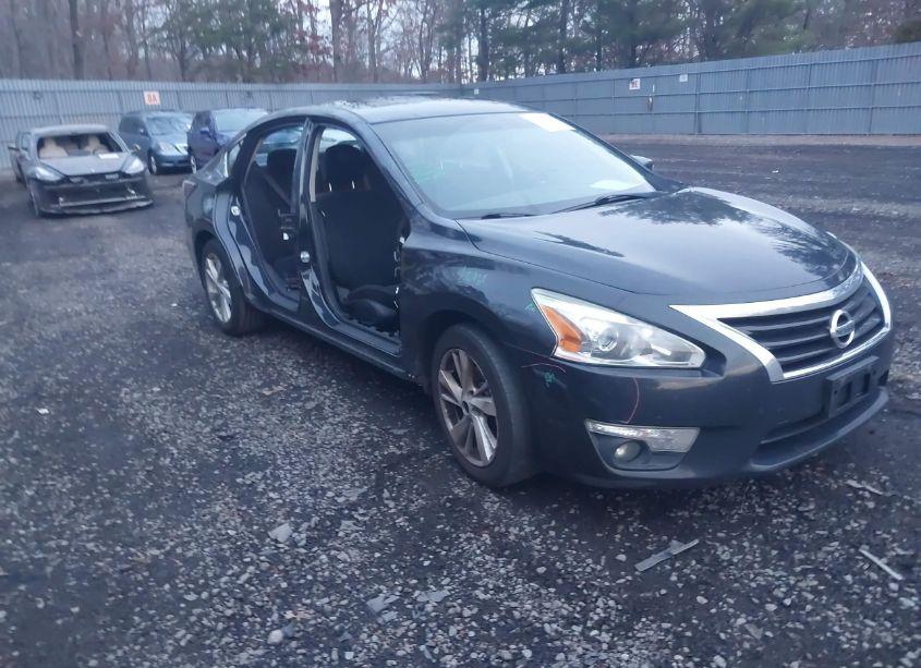 2015 Nissan Altima 2.5 SV (VIN 1N4AL3AP2FC584634) main photo