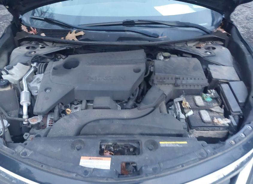 Photo 10 of 2015 Nissan Altima 2.5 SV (VIN 1N4AL3AP2FC584634)