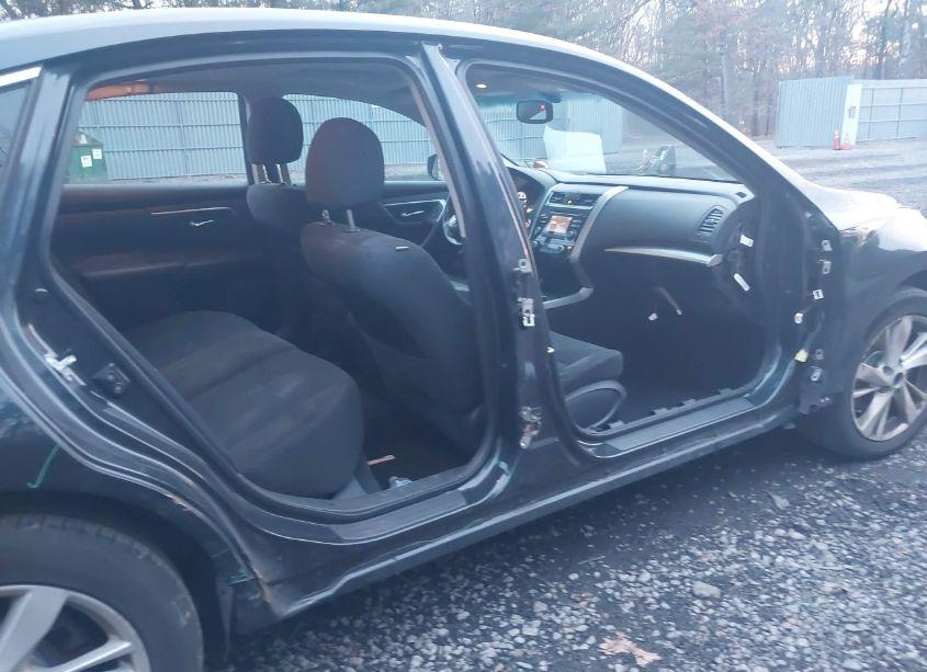 Photo 6 of 2015 Nissan Altima 2.5 SV (VIN 1N4AL3AP2FC584634)