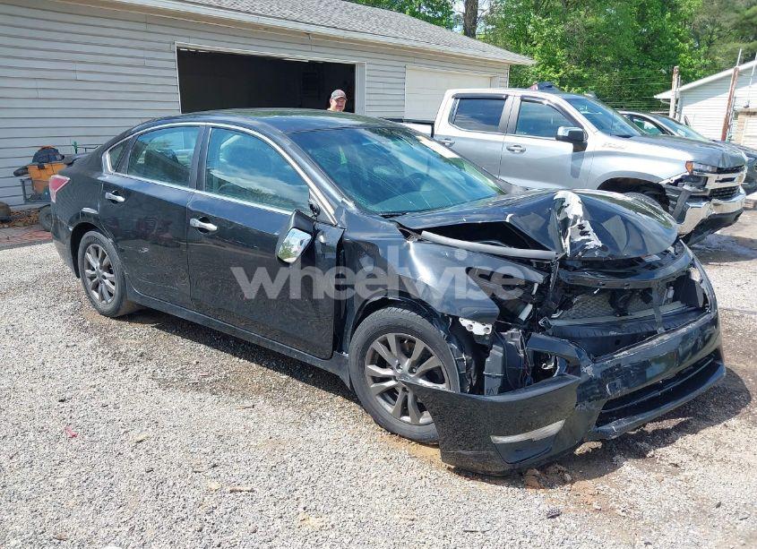 2015 Nissan Altima 2.5 S (VIN 1N4AL3AP2FC585914) main photo
