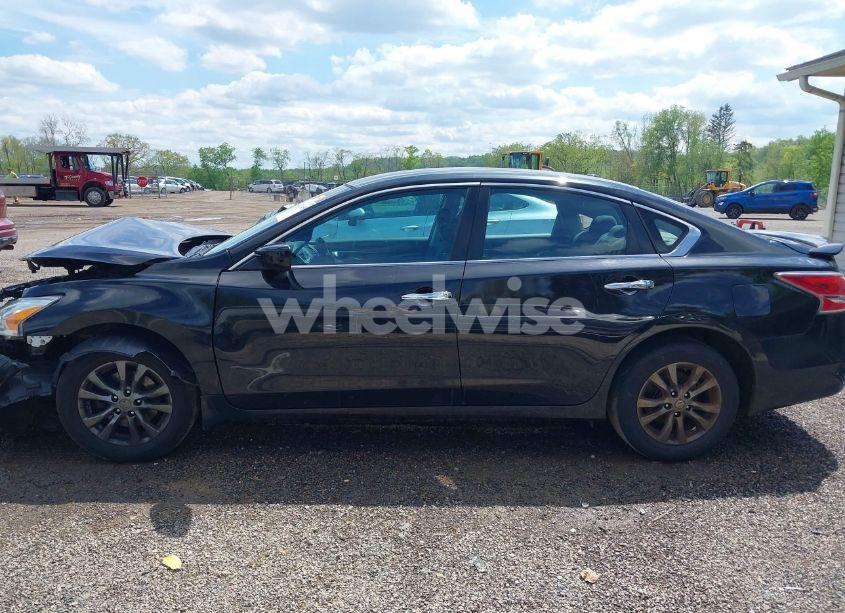 Photo 15 of 2015 Nissan Altima 2.5 S (VIN 1N4AL3AP2FC585914)