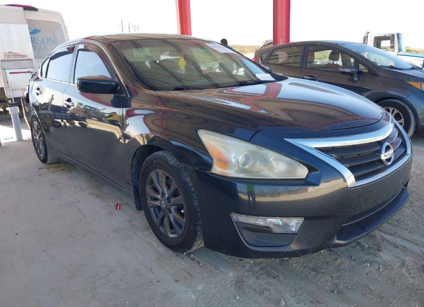 2015 Nissan Altima 2.5 S (VIN 1N4AL3AP2FC587100) main photo