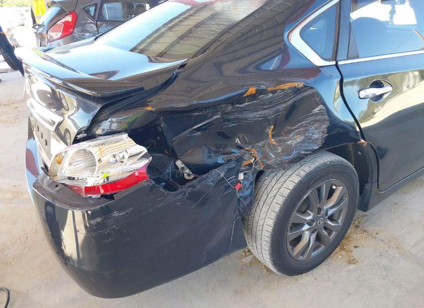 Photo 6 of 2015 Nissan Altima 2.5 S (VIN 1N4AL3AP2FC587100)