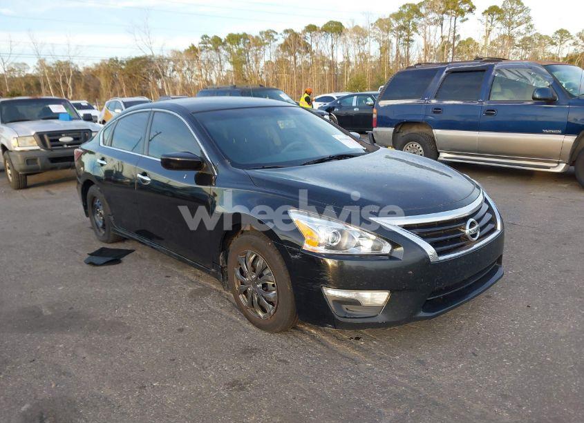 2015 Nissan Altima 2.5 S (VIN 1N4AL3AP2FN305994) main photo