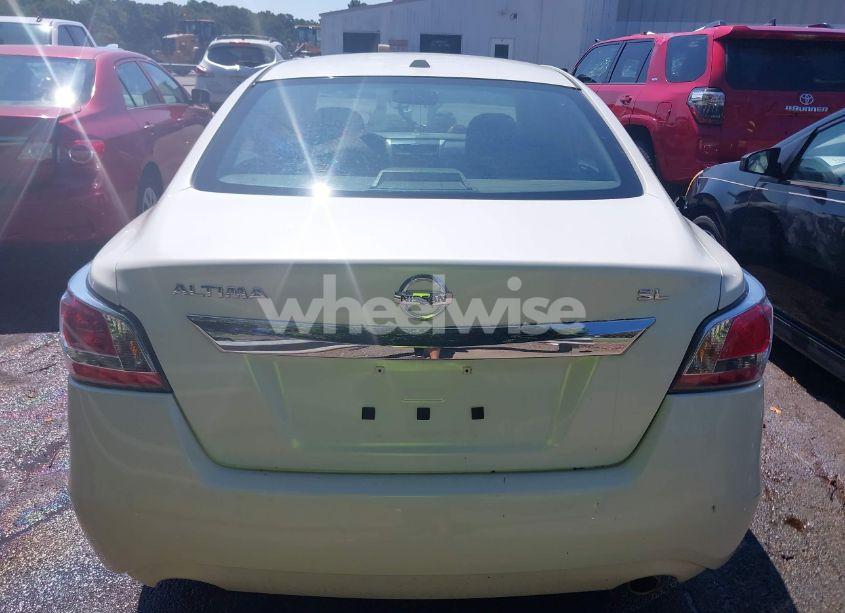 Photo 16 of 2015 Nissan Altima 2.5 SL (VIN 1N4AL3AP2FN306305)