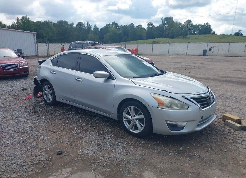 2015 Nissan Altima 2.5/2.5 S/2.5 SL/2.5 SV (VIN 1N4AL3AP2FN320883) main photo