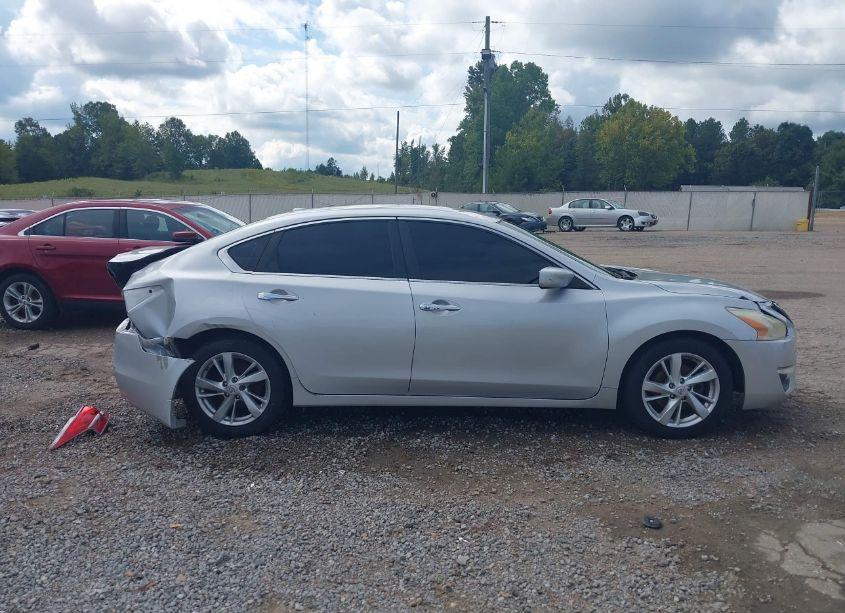 Photo 14 of 2015 Nissan Altima 2.5/2.5 S/2.5 SL/2.5 SV (VIN 1N4AL3AP2FN320883)