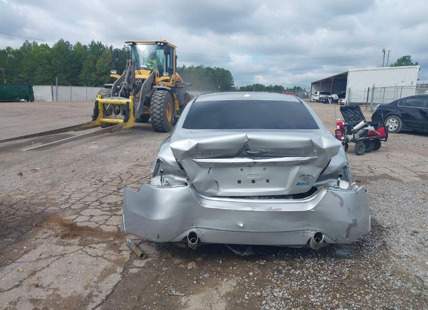 Photo 17 of 2015 Nissan Altima 2.5/2.5 S/2.5 SL/2.5 SV (VIN 1N4AL3AP2FN320883)