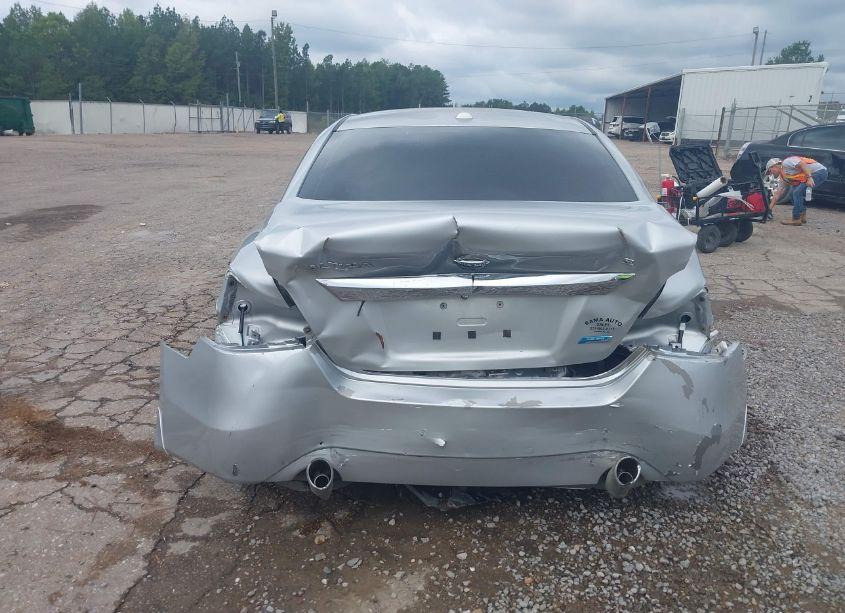 Photo 6 of 2015 Nissan Altima 2.5/2.5 S/2.5 SL/2.5 SV (VIN 1N4AL3AP2FN320883)