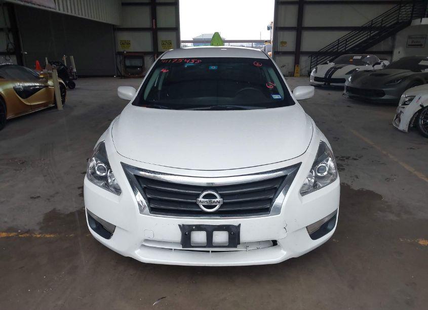Photo 12 of 2015 Nissan Altima 2.5/2.5 S/2.5 SL/2.5 SV (VIN 1N4AL3AP2FN335268)