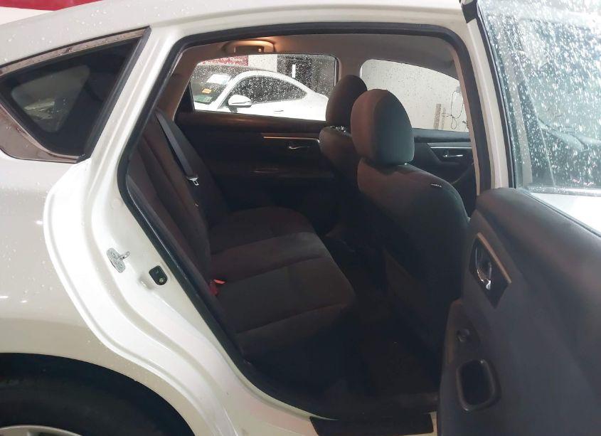 Photo 8 of 2015 Nissan Altima 2.5/2.5 S/2.5 SL/2.5 SV (VIN 1N4AL3AP2FN335268)