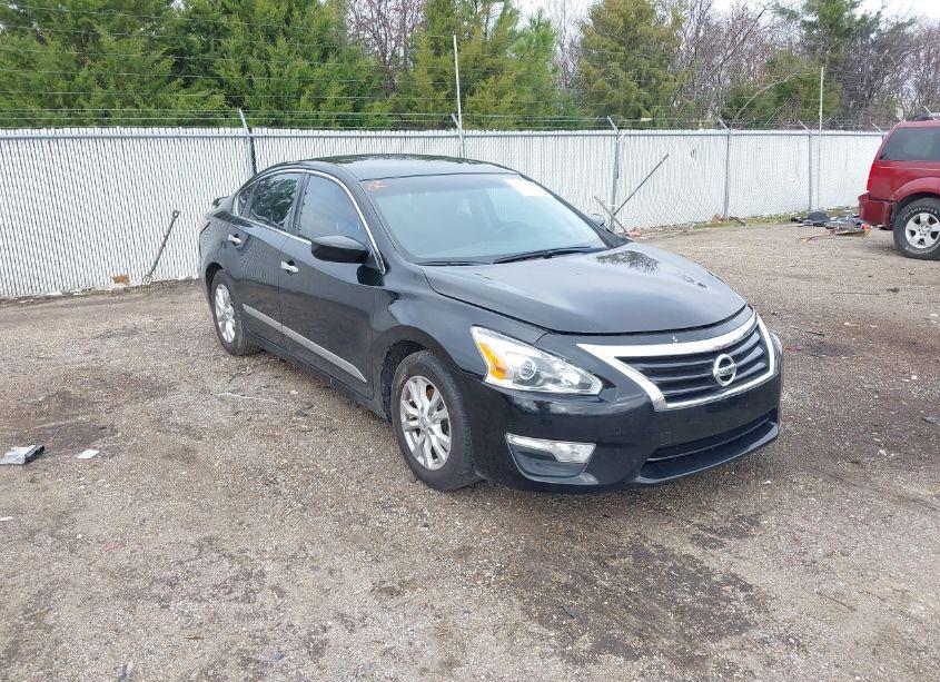 2015 Nissan Altima 2.5 S (VIN 1N4AL3AP2FN338235) main photo