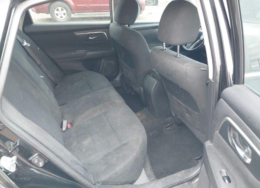 Photo 8 of 2015 Nissan Altima 2.5 S (VIN 1N4AL3AP2FN338235)