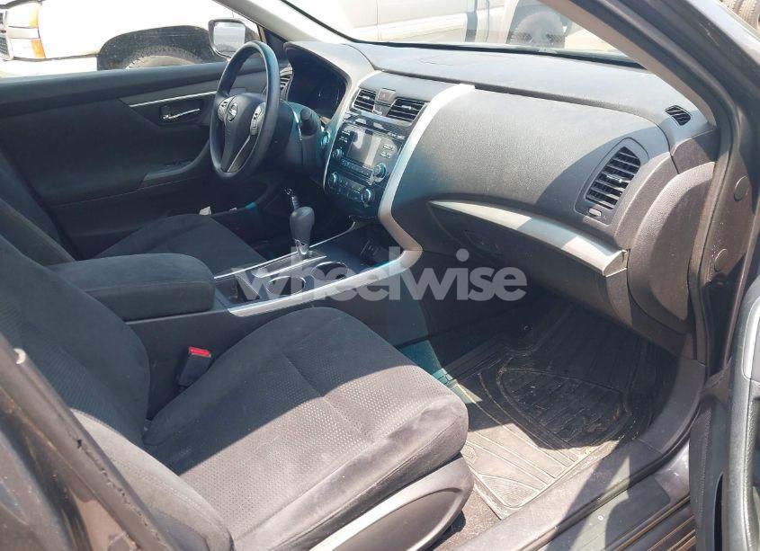 Photo 5 of 2015 Nissan Altima 2.5 S (VIN 1N4AL3AP2FN348912)