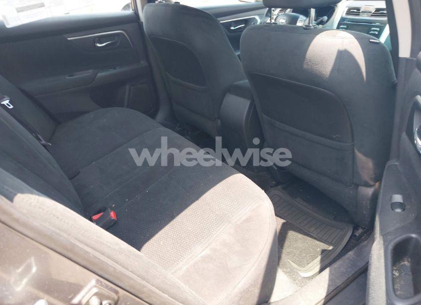Photo 8 of 2015 Nissan Altima 2.5 S (VIN 1N4AL3AP2FN348912)
