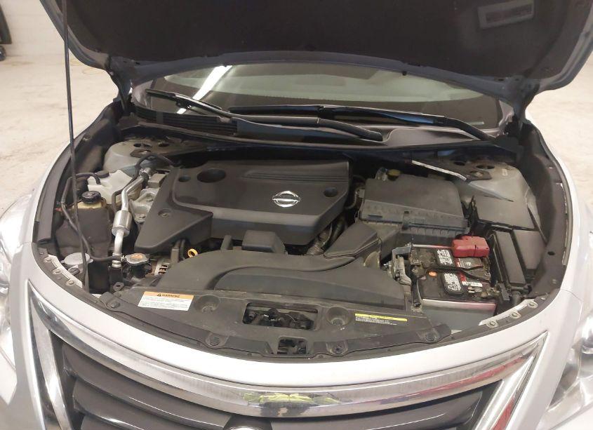 Photo 10 of 2015 Nissan Altima 2.5 S (VIN 1N4AL3AP2FN356234)