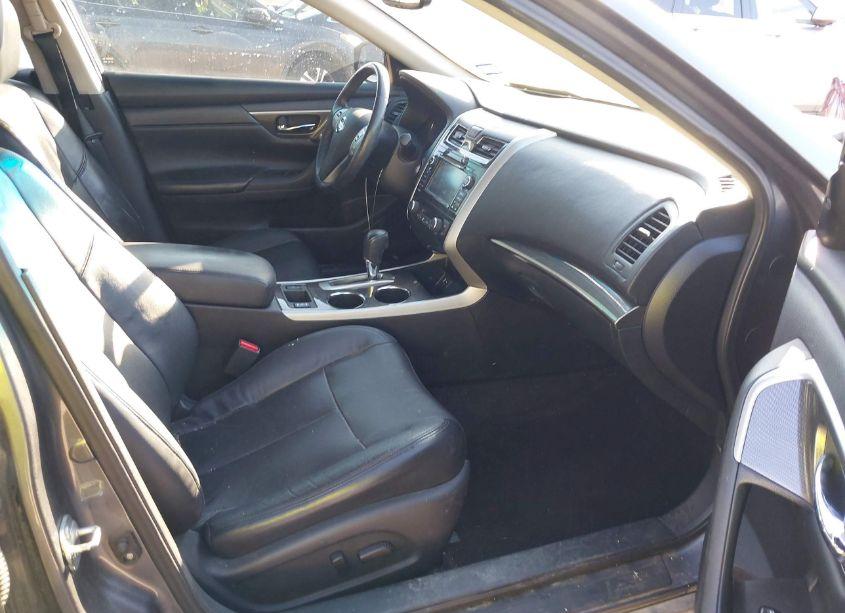Photo 5 of 2015 Nissan Altima 2.5 SL (VIN 1N4AL3AP2FN357545)