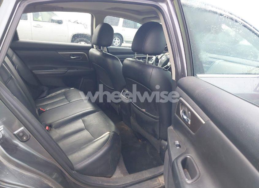 Photo 8 of 2015 Nissan Altima 2.5 SL (VIN 1N4AL3AP2FN373339)