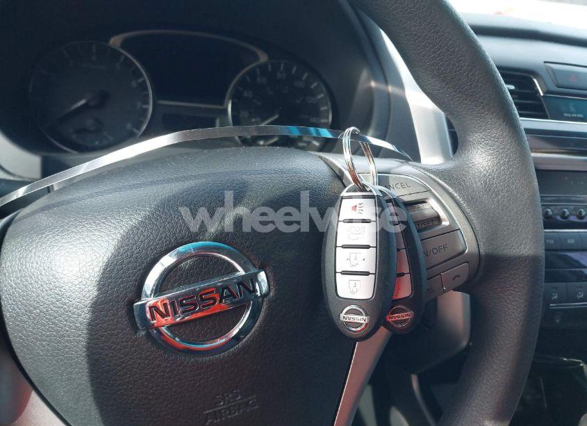 Photo 11 of 2015 Nissan Altima 2.5 S (VIN 1N4AL3AP2FN375608)