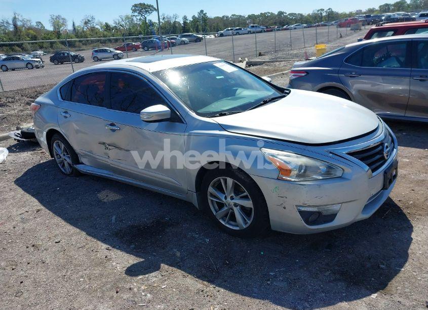2015 Nissan Altima 2.5 SL (VIN 1N4AL3AP2FN376810) main photo