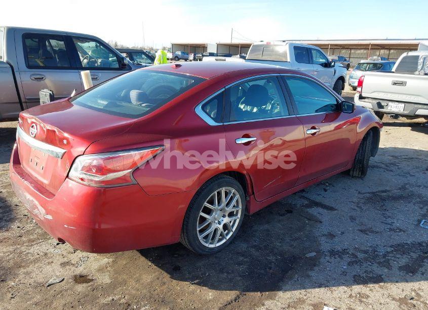 Photo 4 of 2015 Nissan Altima 2.5/2.5 S/2.5 SL/2.5 SV (VIN 1N4AL3AP2FN379397)