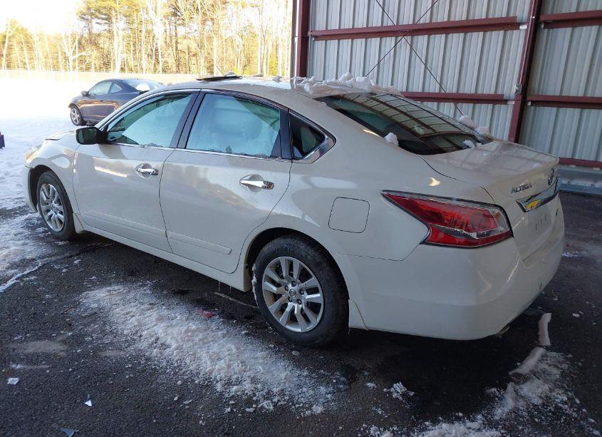 Photo 3 of 2015 Nissan Altima 2.5 S (VIN 1N4AL3AP2FN387449)