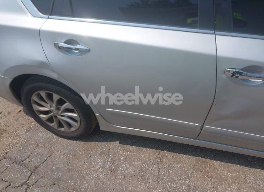 Photo 6 of 2015 Nissan Altima 2.5 S (VIN 1N4AL3AP2FN392263)