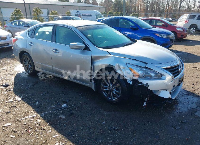 2015 Nissan Altima 2.5 S (VIN 1N4AL3AP2FN399553) main photo