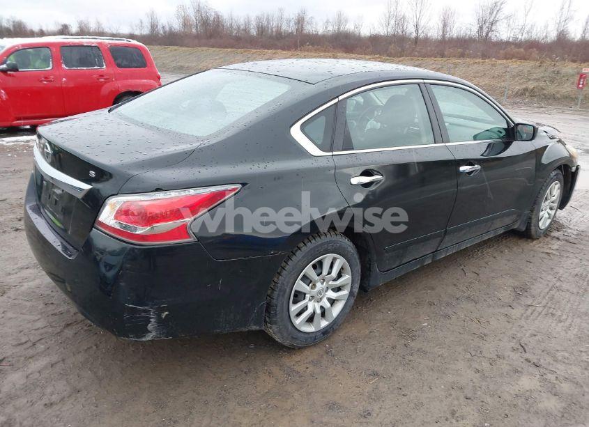 Photo 4 of 2015 Nissan Altima 2.5 S (VIN 1N4AL3AP2FN400975)