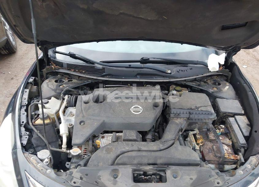 Photo 10 of 2015 Nissan Altima 2.5/2.5 S/2.5 SL/2.5 SV (VIN 1N4AL3AP2FN401561)