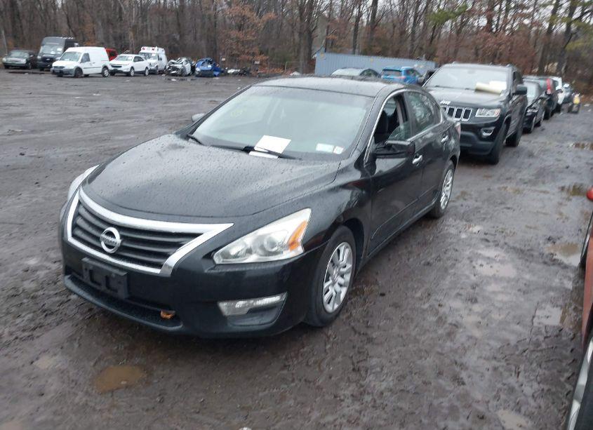 Photo 2 of 2015 Nissan Altima 2.5 S (VIN 1N4AL3AP2FN861304)