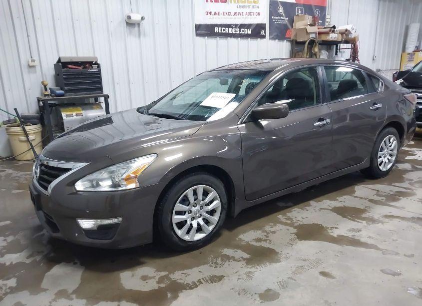 Photo 2 of 2015 Nissan Altima 2.5 S (VIN 1N4AL3AP2FN863747)