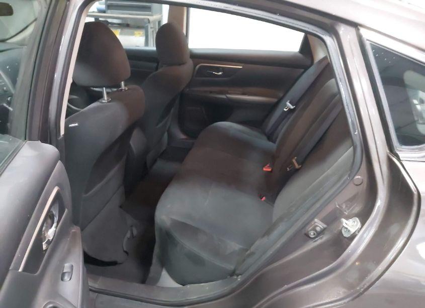 Photo 8 of 2015 Nissan Altima 2.5 S (VIN 1N4AL3AP2FN863747)