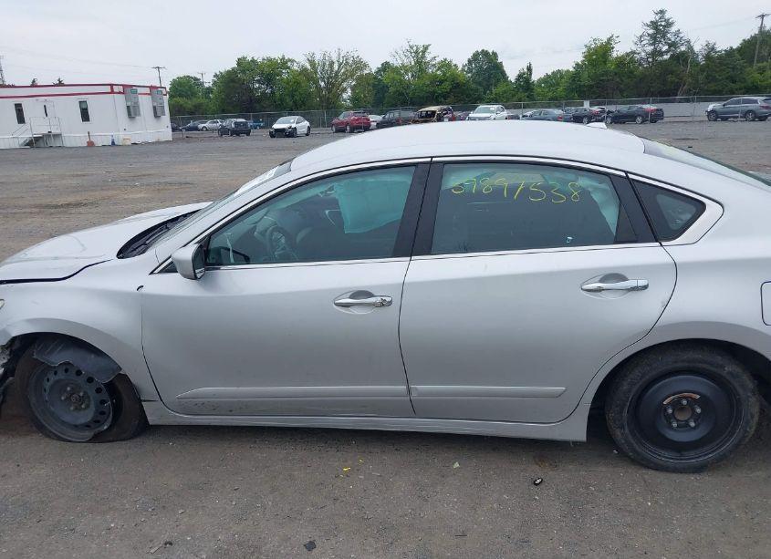 Photo 14 of 2015 Nissan Altima 2.5 S (VIN 1N4AL3AP2FN876563)