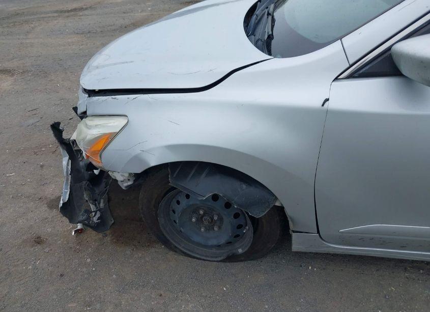 Photo 6 of 2015 Nissan Altima 2.5 S (VIN 1N4AL3AP2FN876563)