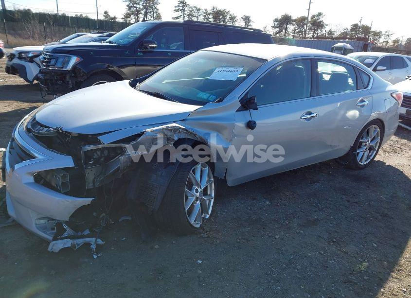 Photo 2 of 2015 Nissan Altima 2.5/2.5 S/2.5 SL/2.5 SV (VIN 1N4AL3AP2FN883061)