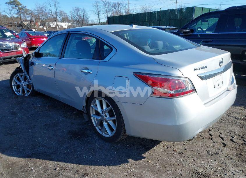 Photo 3 of 2015 Nissan Altima 2.5/2.5 S/2.5 SL/2.5 SV (VIN 1N4AL3AP2FN883061)