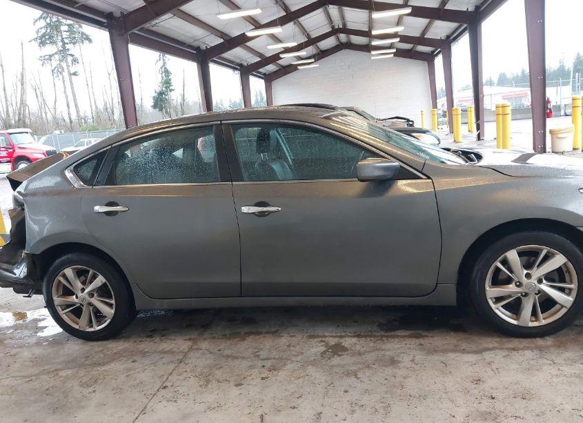 Photo 14 of 2015 Nissan Altima 2.5/2.5 S/2.5 SL/2.5 SV (VIN 1N4AL3AP2FN888373)