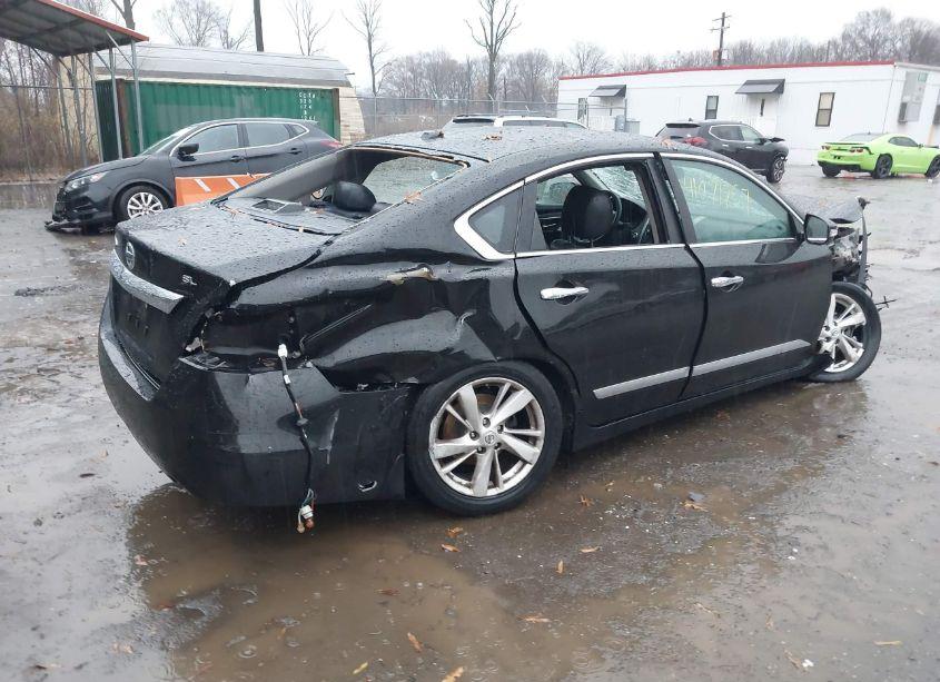 Photo 4 of 2015 Nissan Altima 2.5 SL (VIN 1N4AL3AP2FN896022)