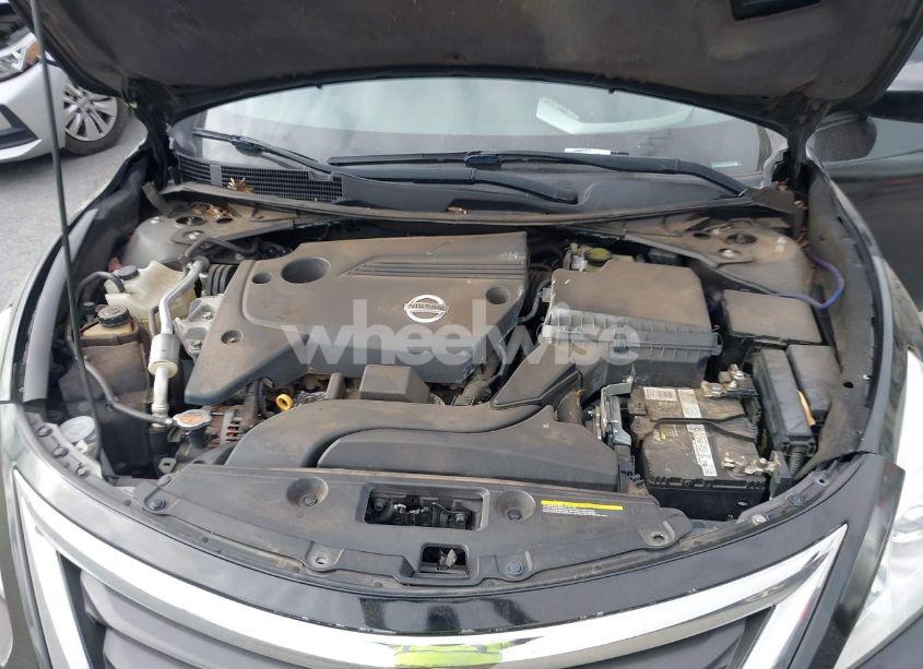 Photo 10 of 2015 Nissan Altima 2.5 S (VIN 1N4AL3AP2FN899521)
