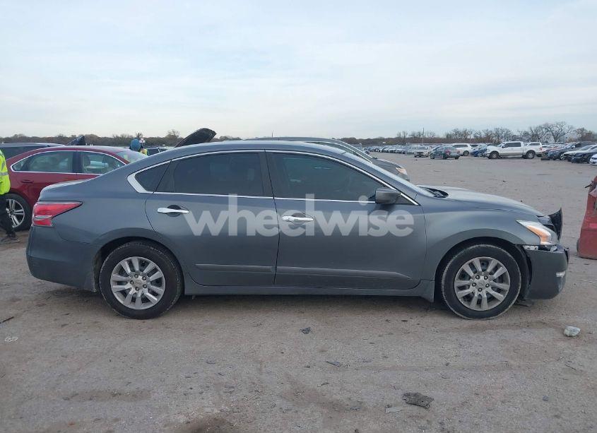 Photo 13 of 2015 Nissan Altima 2.5 S (VIN 1N4AL3AP2FN907861)