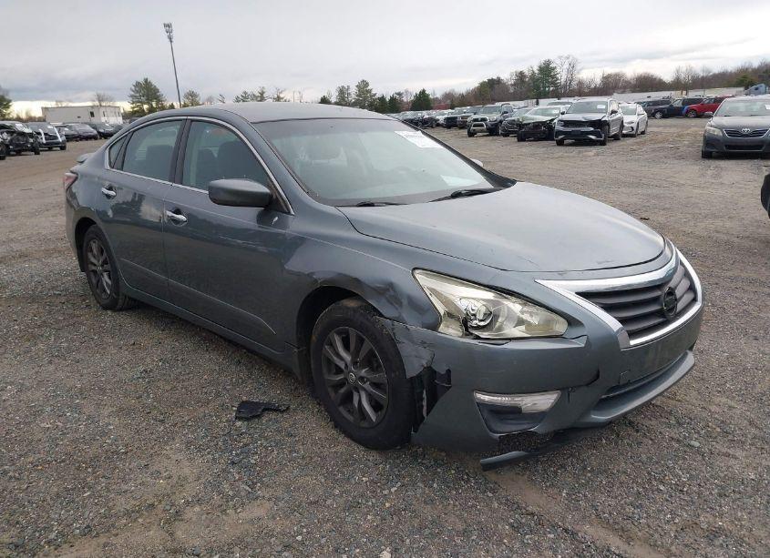 2015 Nissan Altima 2.5 S (VIN 1N4AL3AP2FN911019) main photo