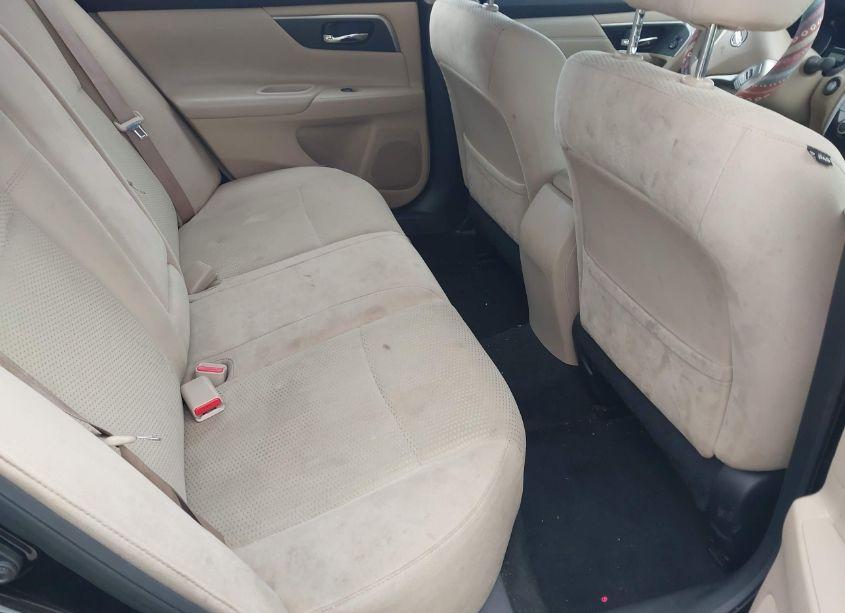 Photo 8 of 2015 Nissan Altima 2.5 S (VIN 1N4AL3AP2FN912476)