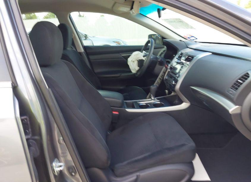 Photo 5 of 2015 Nissan Altima 2.5 S (VIN 1N4AL3AP2FN919721)