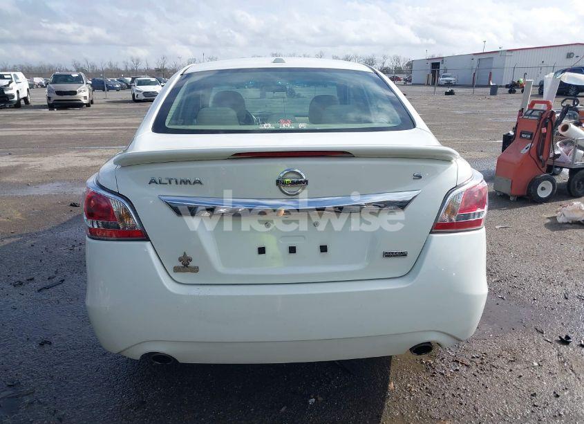 Photo 16 of 2015 Nissan Altima 2.5 S (VIN 1N4AL3AP2FN922053)