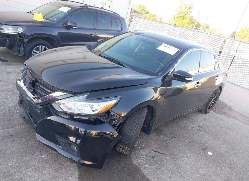 Photo 2 of 2016 Nissan Altima 2.5 SV (VIN 1N4AL3AP2GC117148)