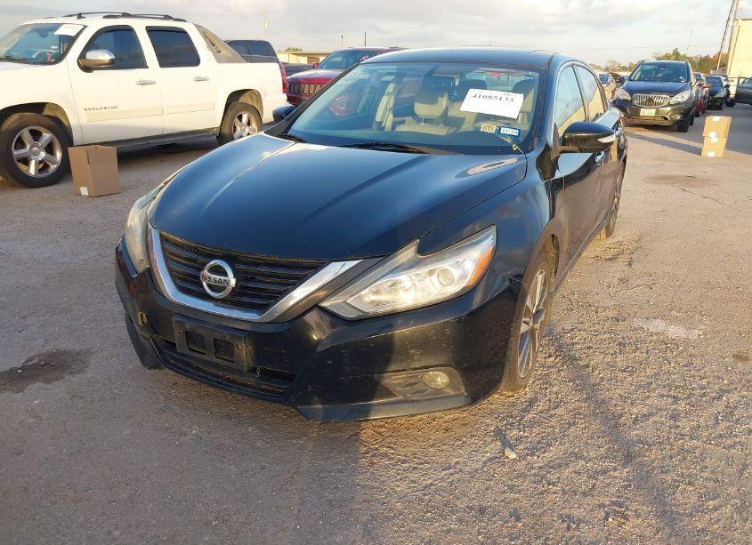 Photo 2 of 2016 Nissan Altima 2.5/2.5 S/2.5 SL/2.5 SR/2.5 SV (VIN 1N4AL3AP2GC131115)
