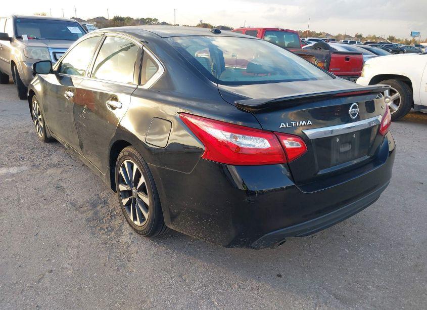 Photo 3 of 2016 Nissan Altima 2.5/2.5 S/2.5 SL/2.5 SR/2.5 SV (VIN 1N4AL3AP2GC131115)