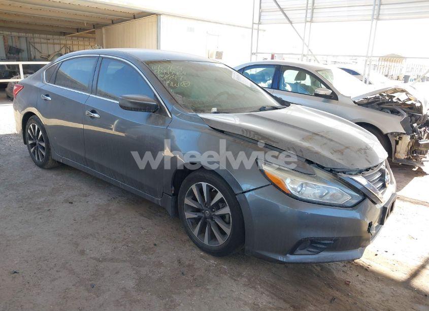 2016 Nissan Altima 2.5 SV (VIN 1N4AL3AP2GC158847) main photo