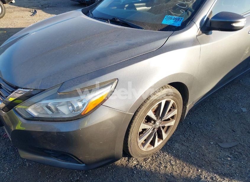 Photo 6 of 2016 Nissan Altima 2.5 SV (VIN 1N4AL3AP2GC160677)